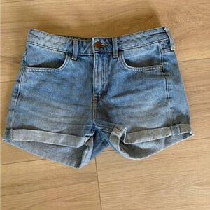 H&M Classic Blue Jean Shorts with Frayed Hem and Stretch Fit